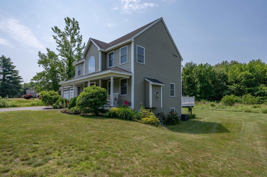 House in Hampstead, New Hampshire, United States 3 - 18397695