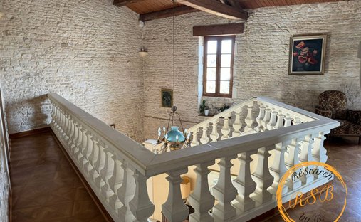 House in La Couarde-sur-Mer, Nouvelle-Aquitaine, France 1