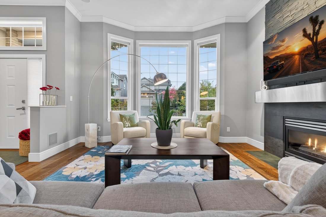 House in Surrey, British Columbia, Canada 5 - 18397831