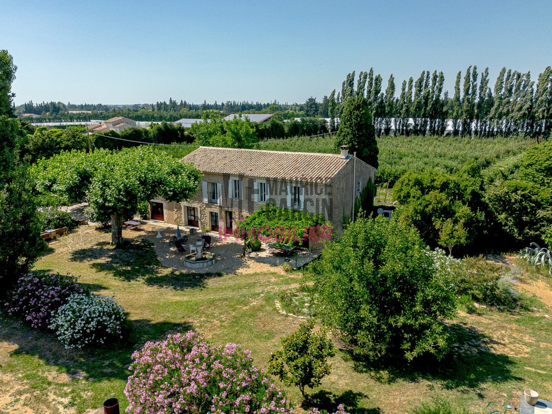 House in Cavaillon, Provence-Alpes-Côte d'Azur, France 1 - 18398092