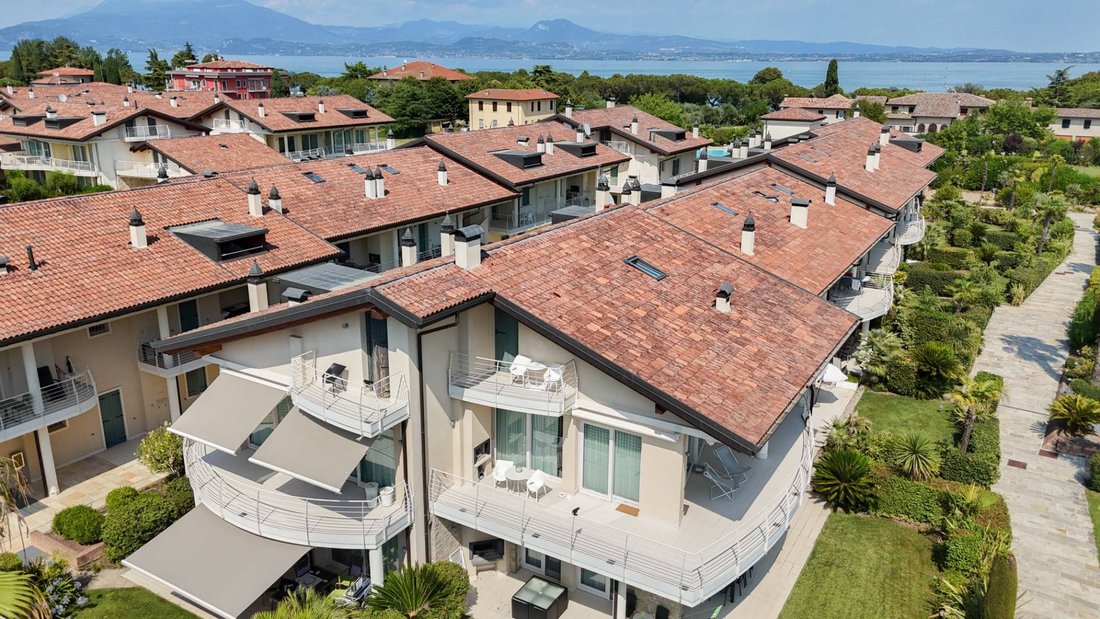 Apartment in Center, Sirmione, Lombardy 5 - 18397633