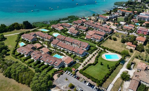 Apartment in Center, Sirmione, Lombardy 1