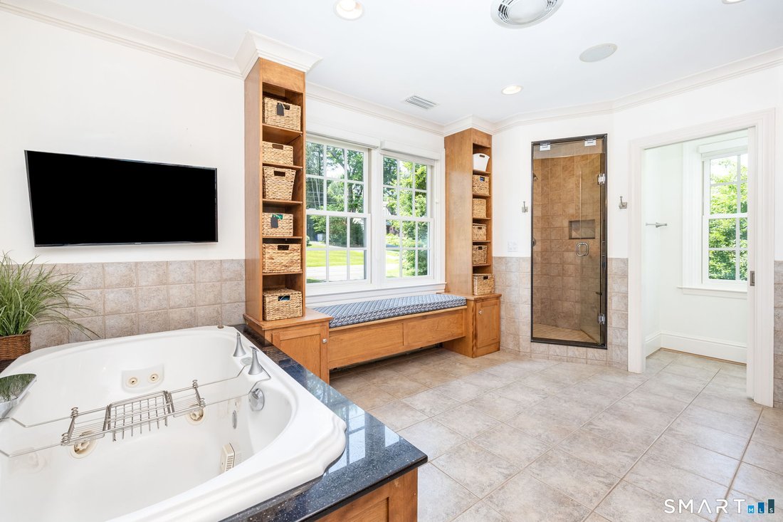 House in West Hartford, Connecticut, United States 4 - 18398194