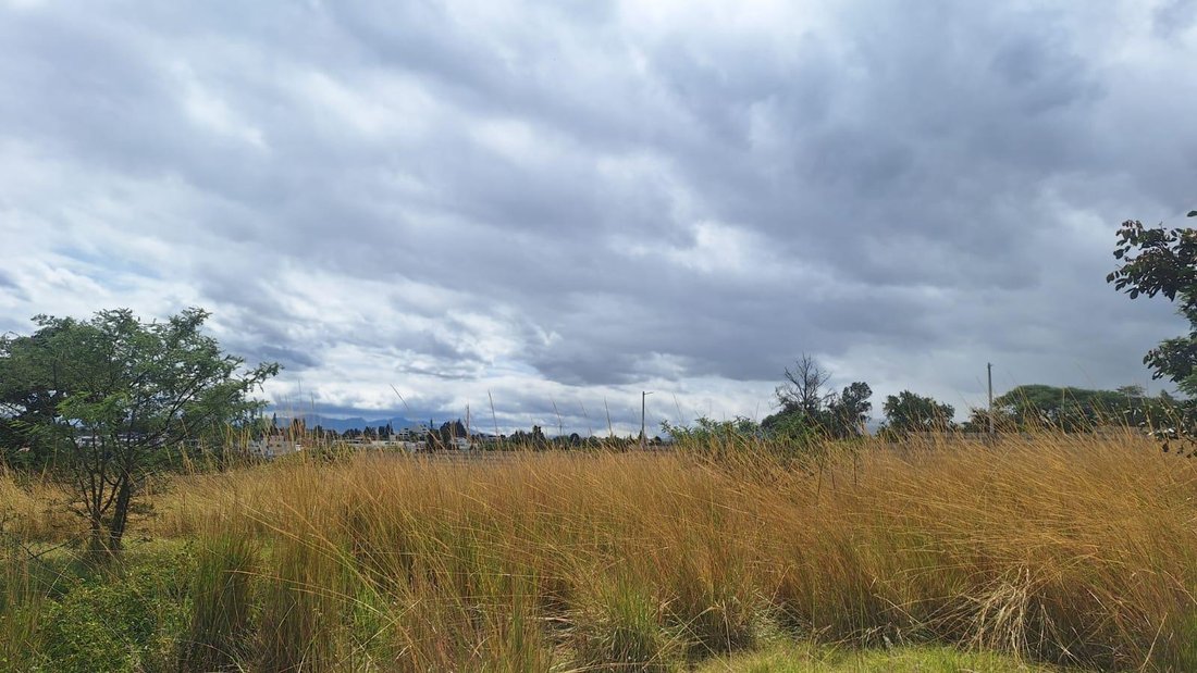 Land in Quito, Pichincha, Ecuador 3 - 18397685