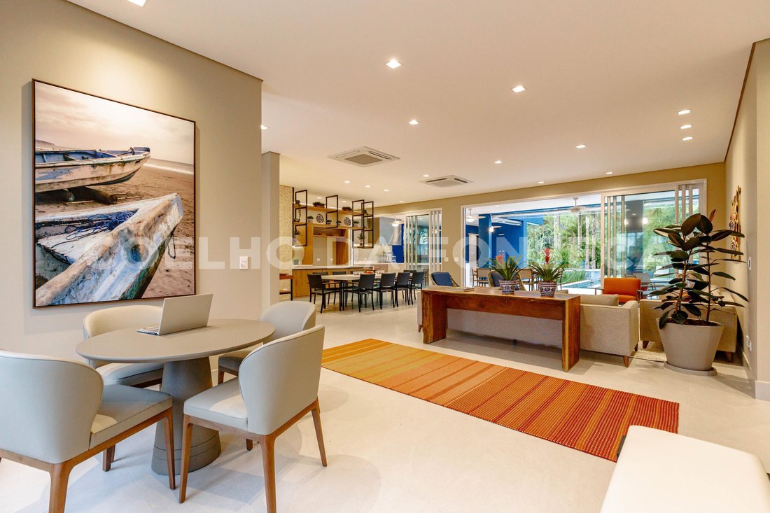 Condo in Caraguatatuba, State of São Paulo, Brazil 1 - 17636911