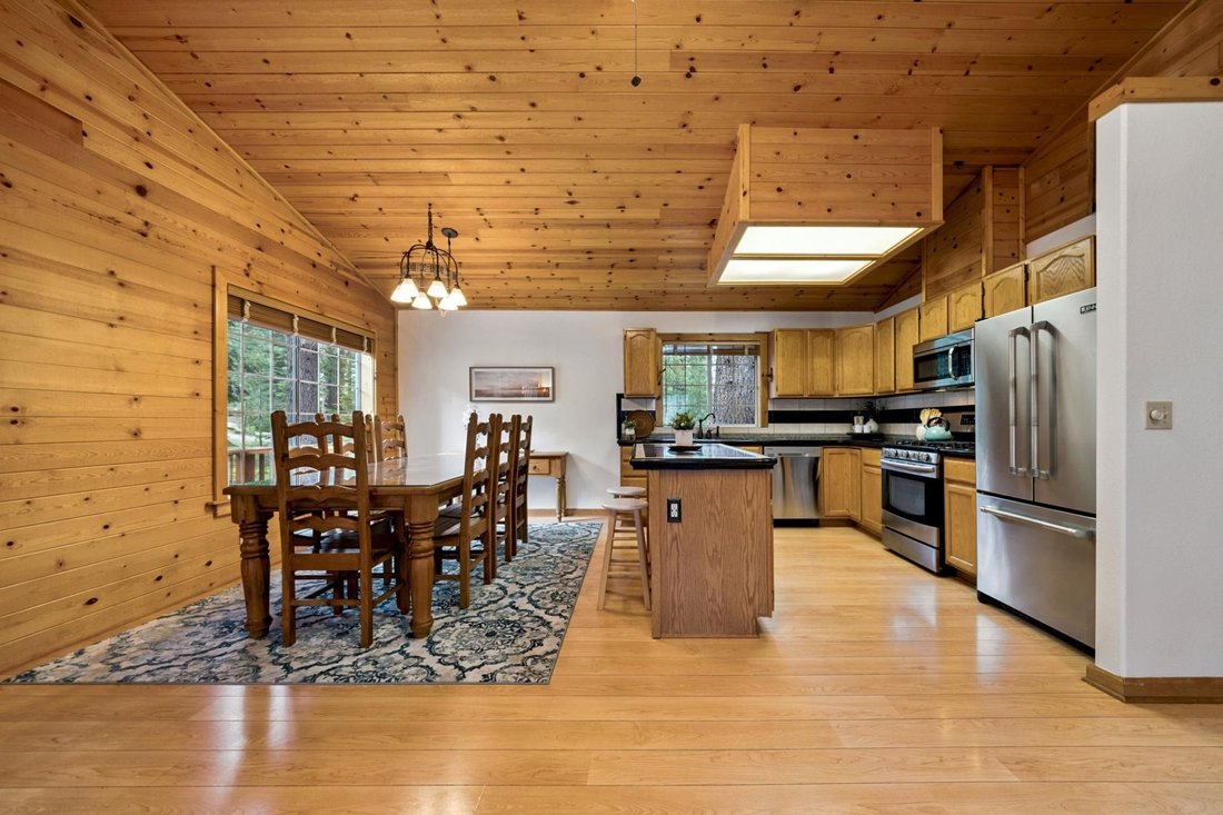 House in Truckee, California, United States 5 - 18397765