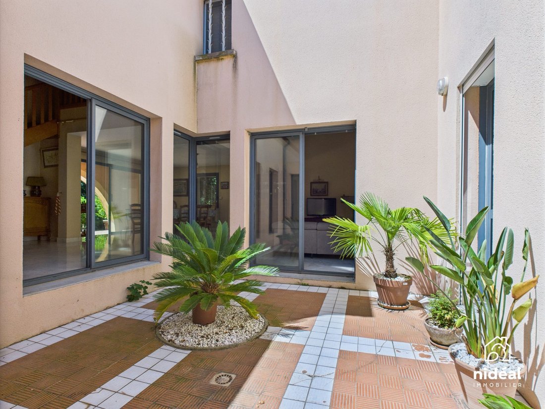 Villa in Saussines, Occitania, France 5 - 18397988
