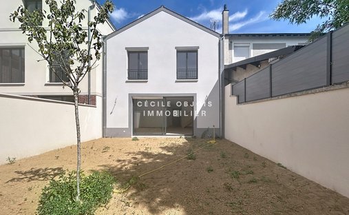 House in Peri, Joinville-le-Pont, France 1