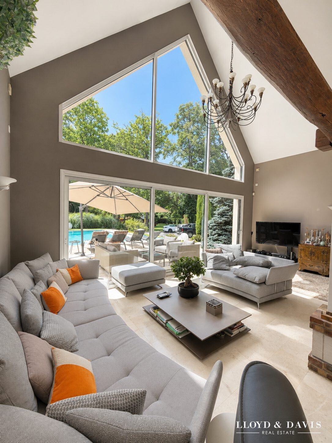 House in Ouest, Lamorlaye, France 2 - 18398118