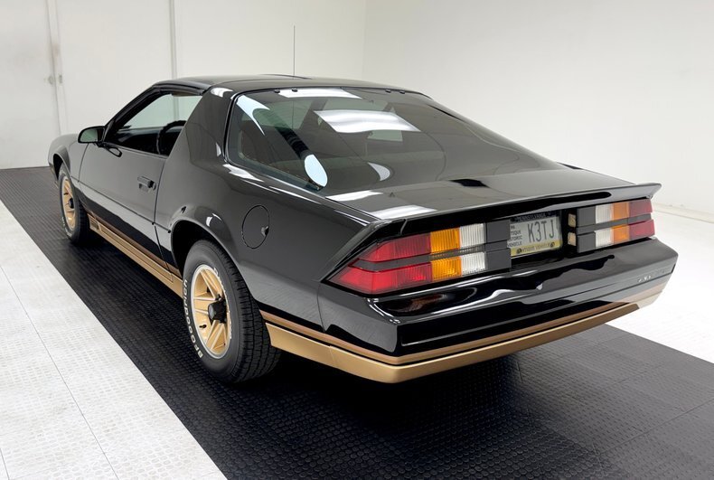 Coupe in Morgantown, United States 5 - 18399785