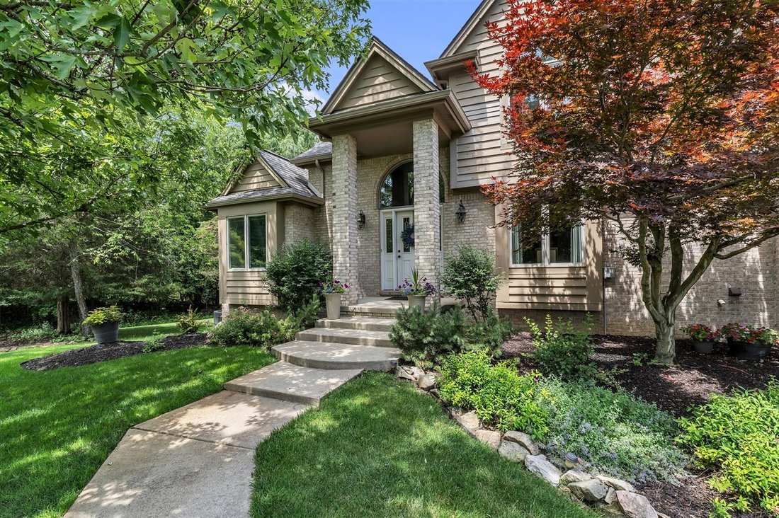 House in South Lyon, Michigan, United States 3 - 18398762