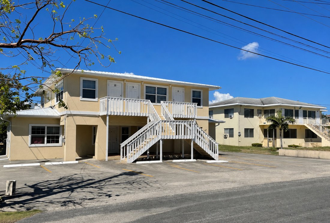 George Town, George Town, Cayman Islands 1 - 18398733