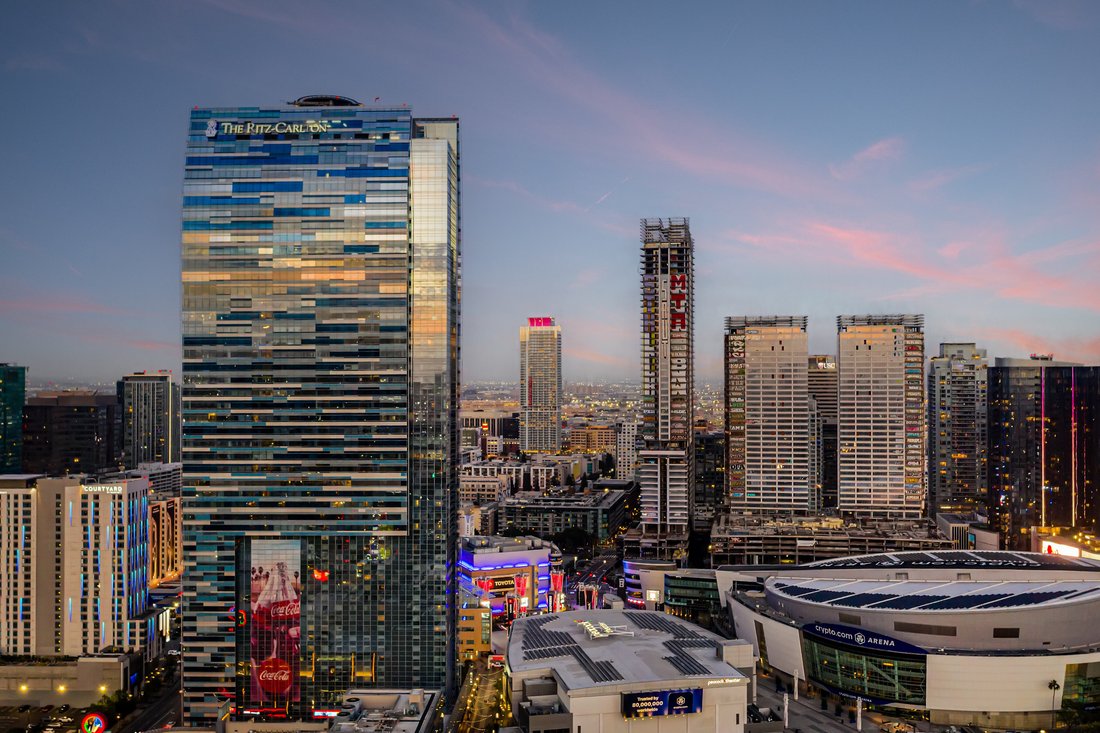 Condo in Los Angeles, California, United States 1 - 18399978