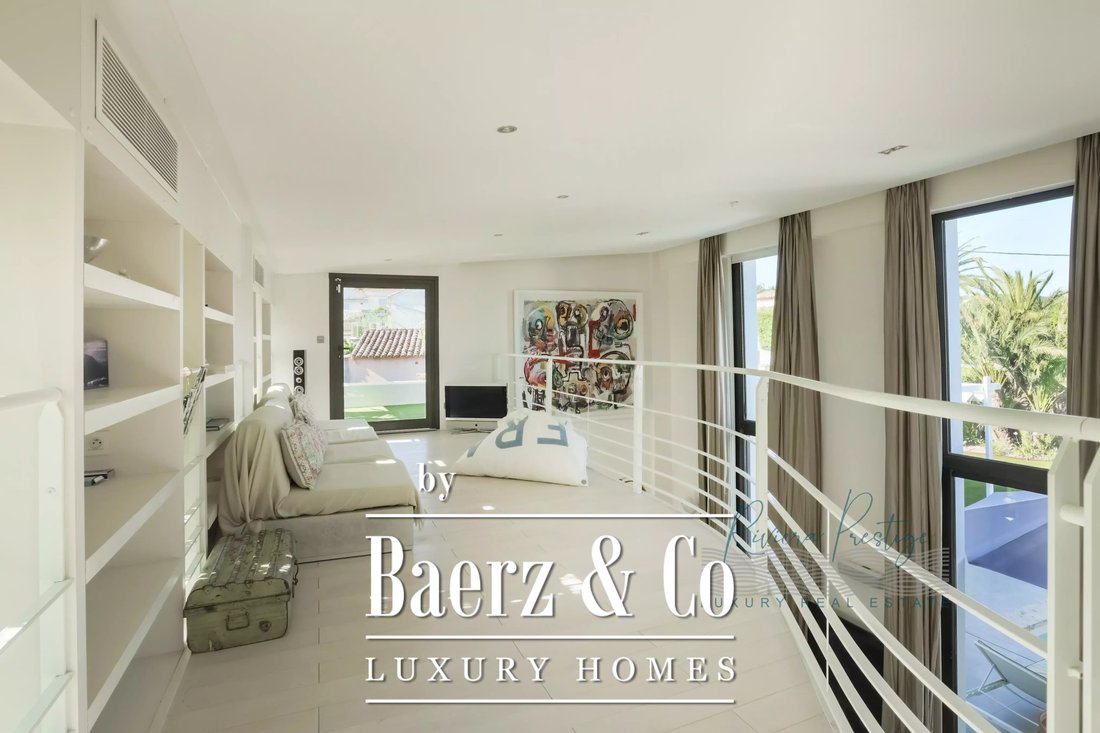 Villa in Zone Est Diffuse, Saint-Tropez, France 5 - 18399502