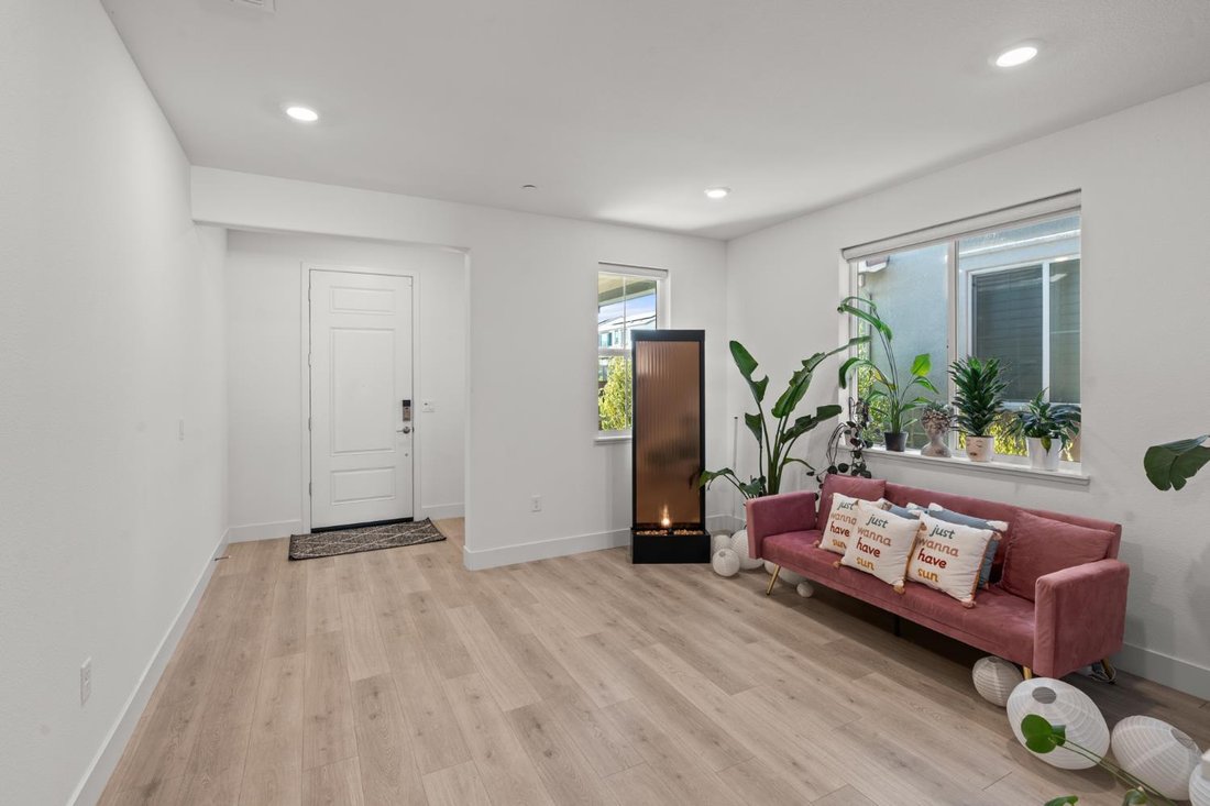House in Folsom, California, United States 3 - 18379408