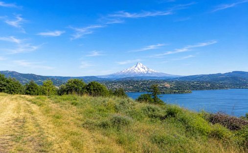 Land in White Salmon, Washington, United States 1