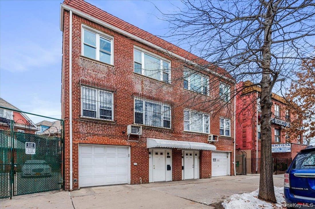 House in New York, New York, United States 1 - 18398566