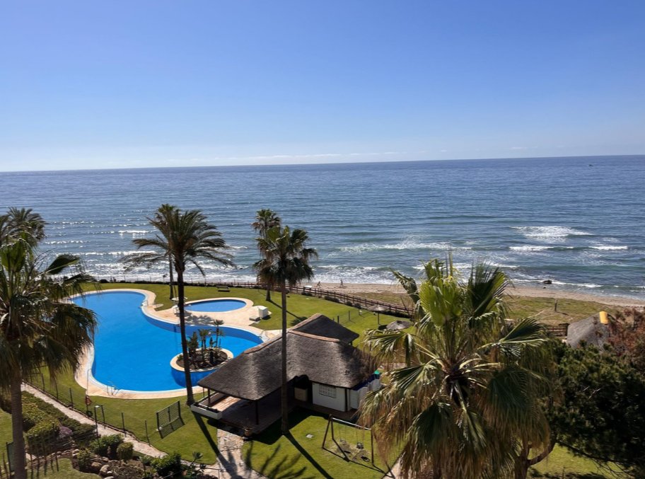 Penthouse in Marbella, Andalusia, Spain 2 - 18399845