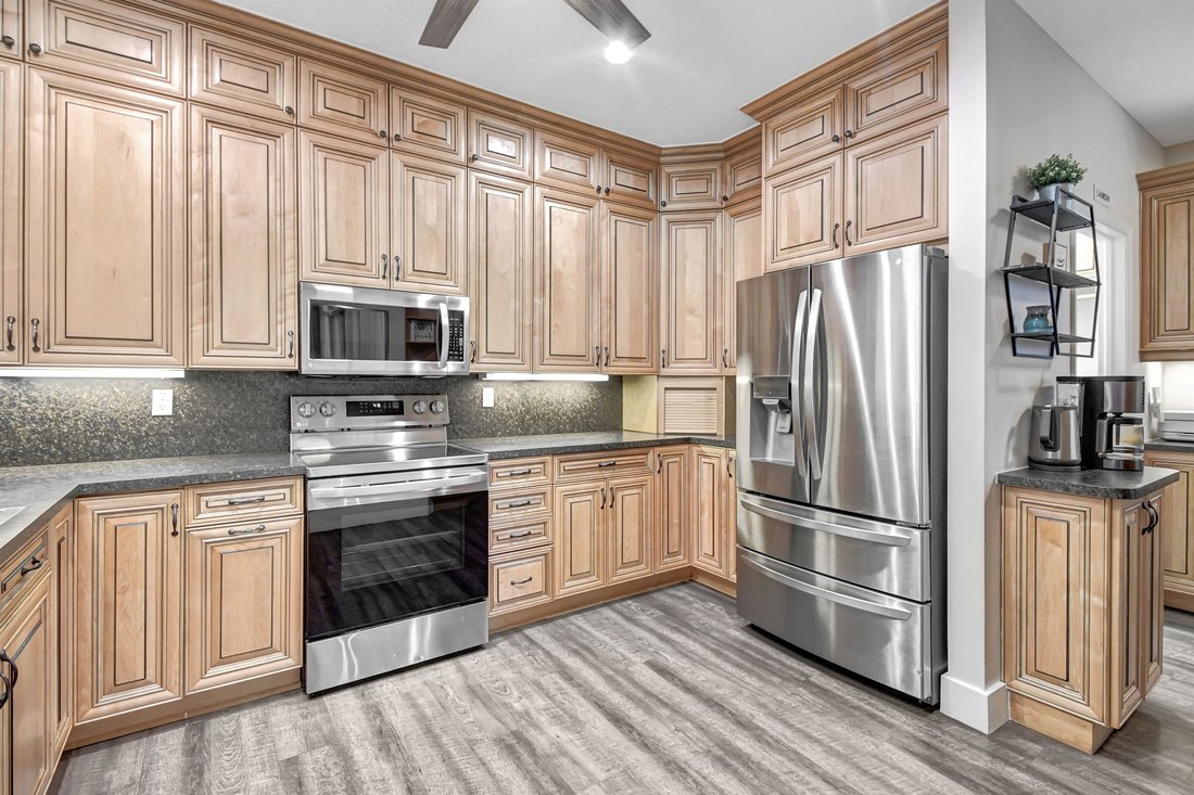 Boca Raton, Florida, United States 3 - 18399994