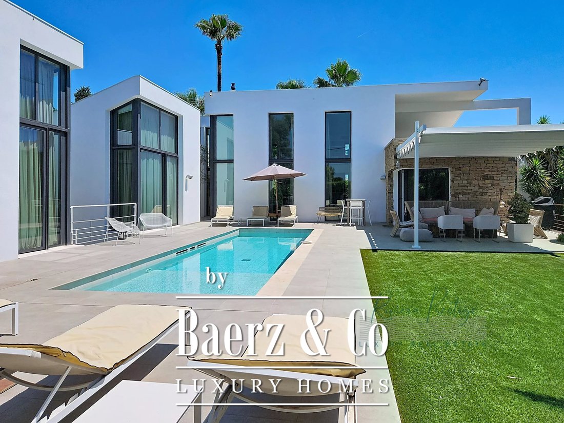 Villa in Zone Est Diffuse, Saint-Tropez, France 1 - 18399502