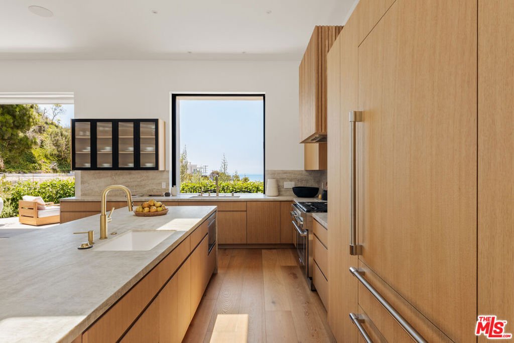 House in Los Angeles, California, United States 4 - 18398472