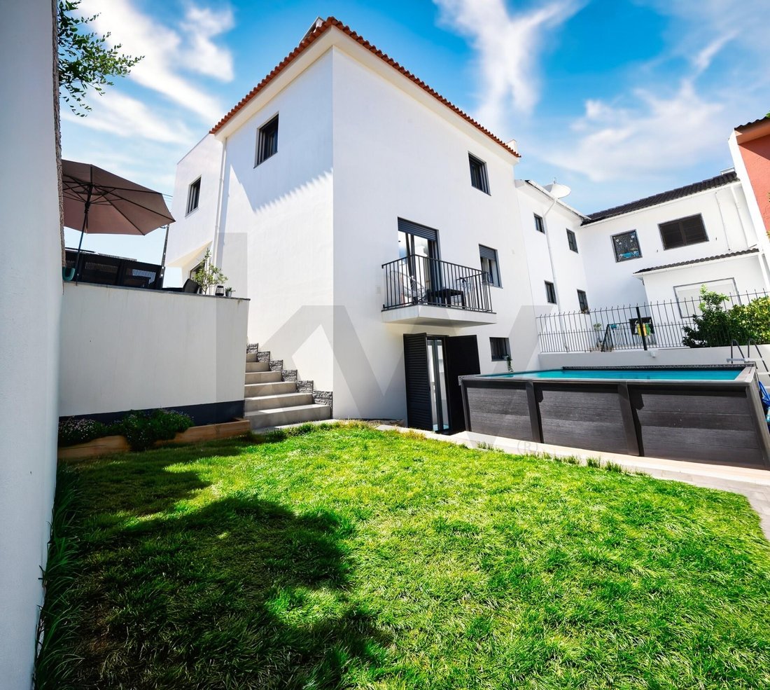 House in Sao Domingos de Rana, Lisbon, Portugal 1 - 18379216