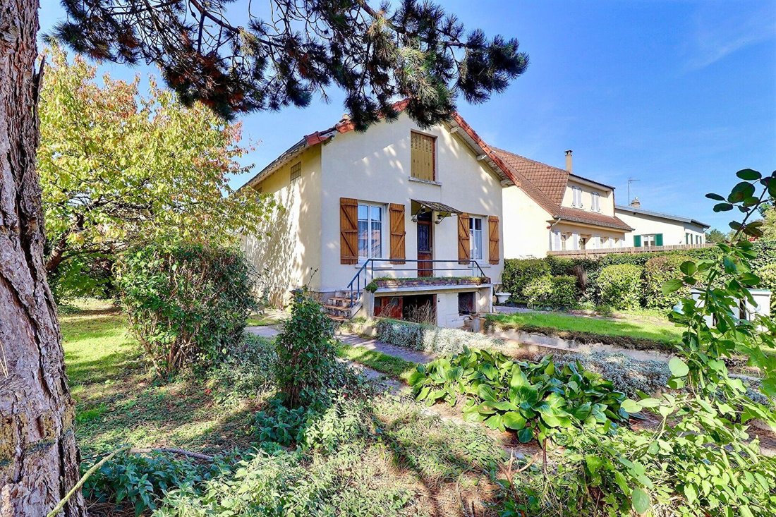 House in Mareil-Marly, Ile-de-France, France 3 - 16338278