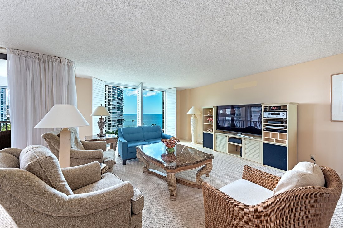 Condo in Naples, Florida, United States 3 - 18400056