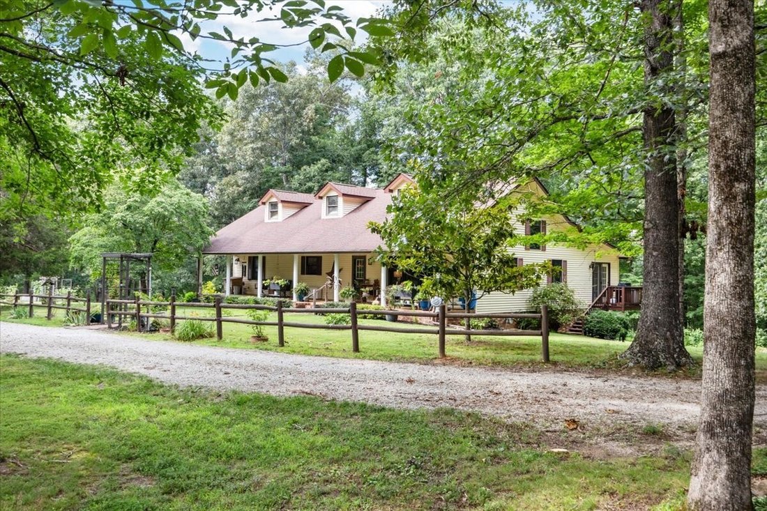 House in Waverly, Tennessee, United States 4 - 18399306