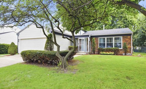 House in Buffalo Grove, Illinois, United States 1