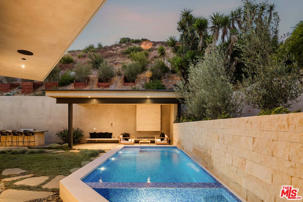 House in Los Angeles, California, United States 1 - 18398472