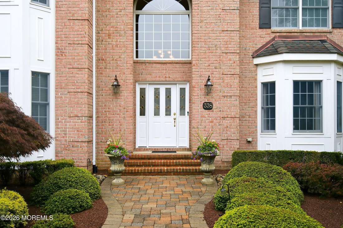 House in Freehold Township, New Jersey, United States 4 - 18398461