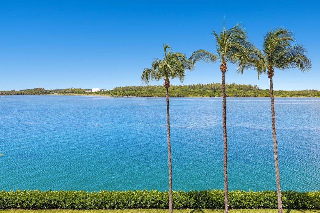 Condo in Miami Beach, Florida, United States 3 - 18400019