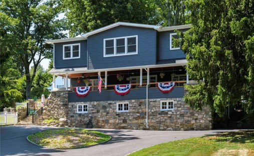 House in Mahopac, New York, United States 1