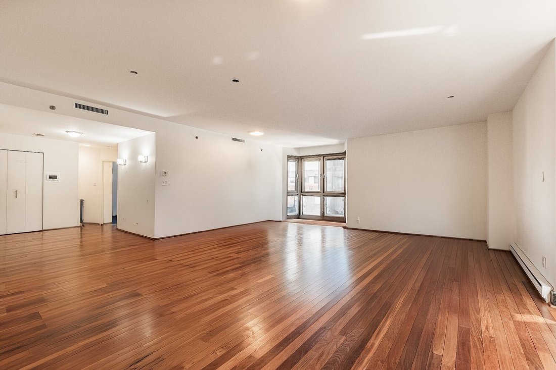 Condo in Westmount, Quebec, Canada 3 - 18399800