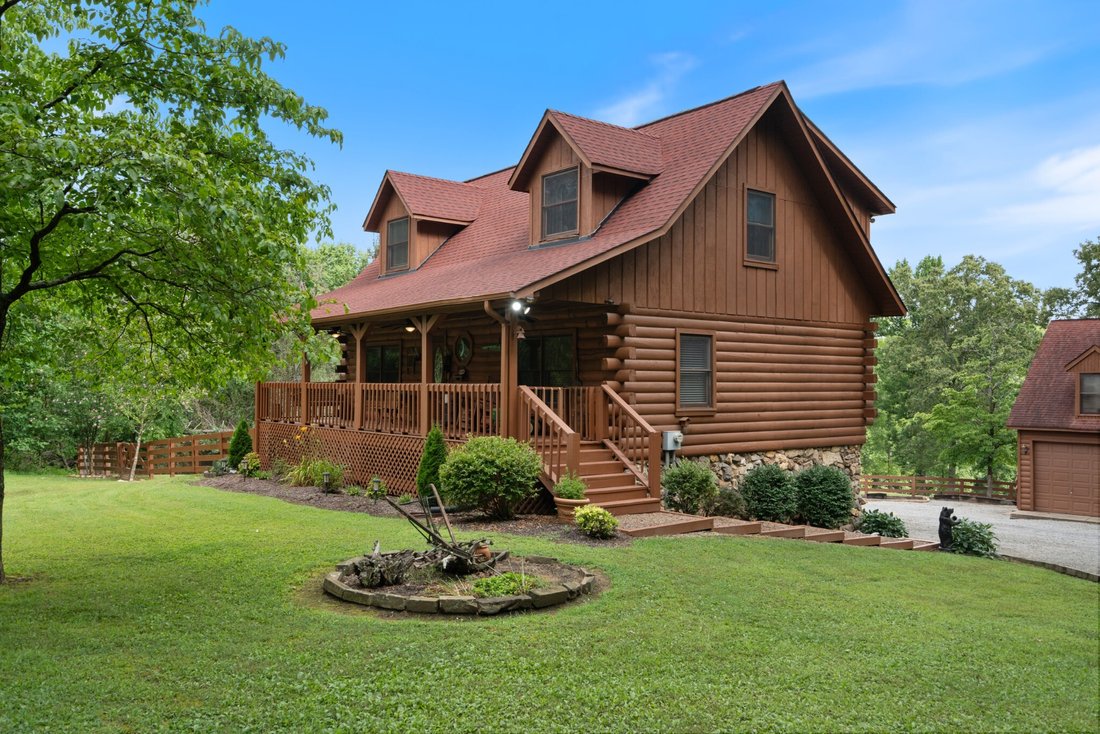 House in Bon Aqua, Tennessee, United States 1 - 18399168