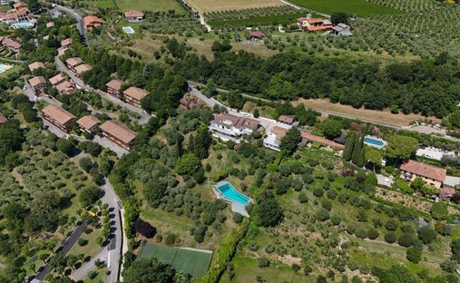 Villa in Manerba del Garda, Lombardy, Italy 1