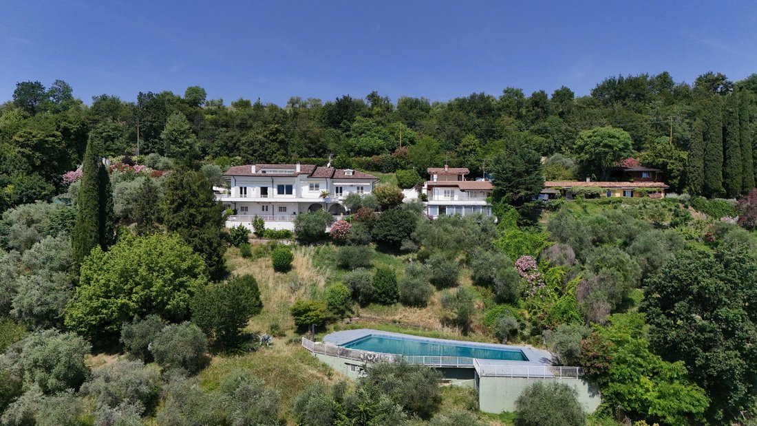 Villa in Manerba del Garda, Lombardy, Italy 4 - 18400154