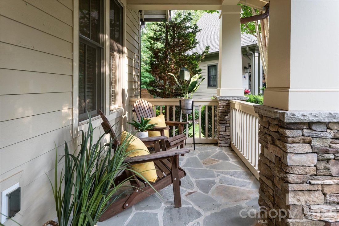 House in Fairview, North Carolina, United States 5 - 15718136