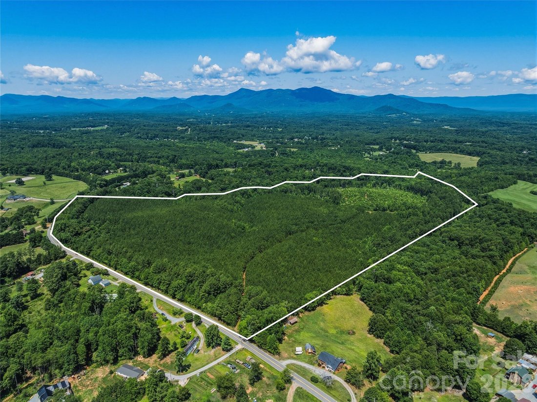 Land in Tryon, North Carolina, United States 5 - 18400366