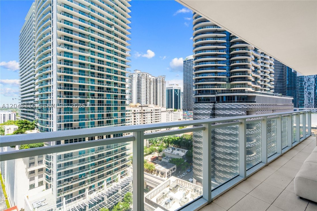 Condo in Miami, Florida, United States 4 - 18289421