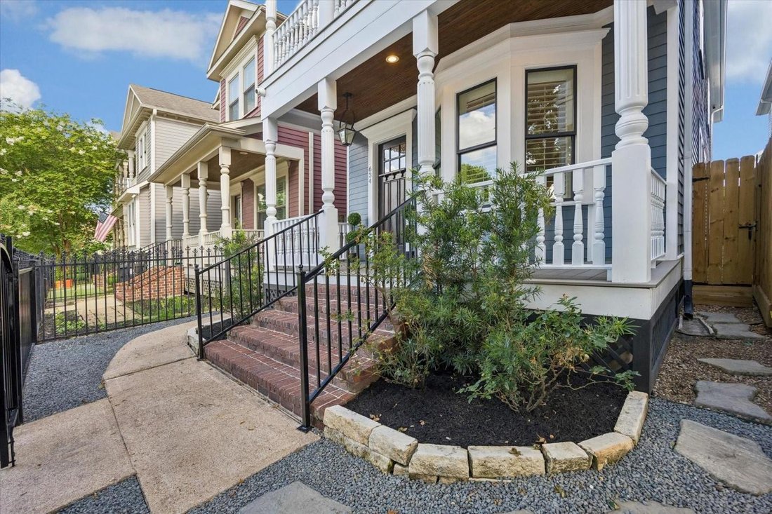 House in Houston, Texas, United States 3 - 18400092