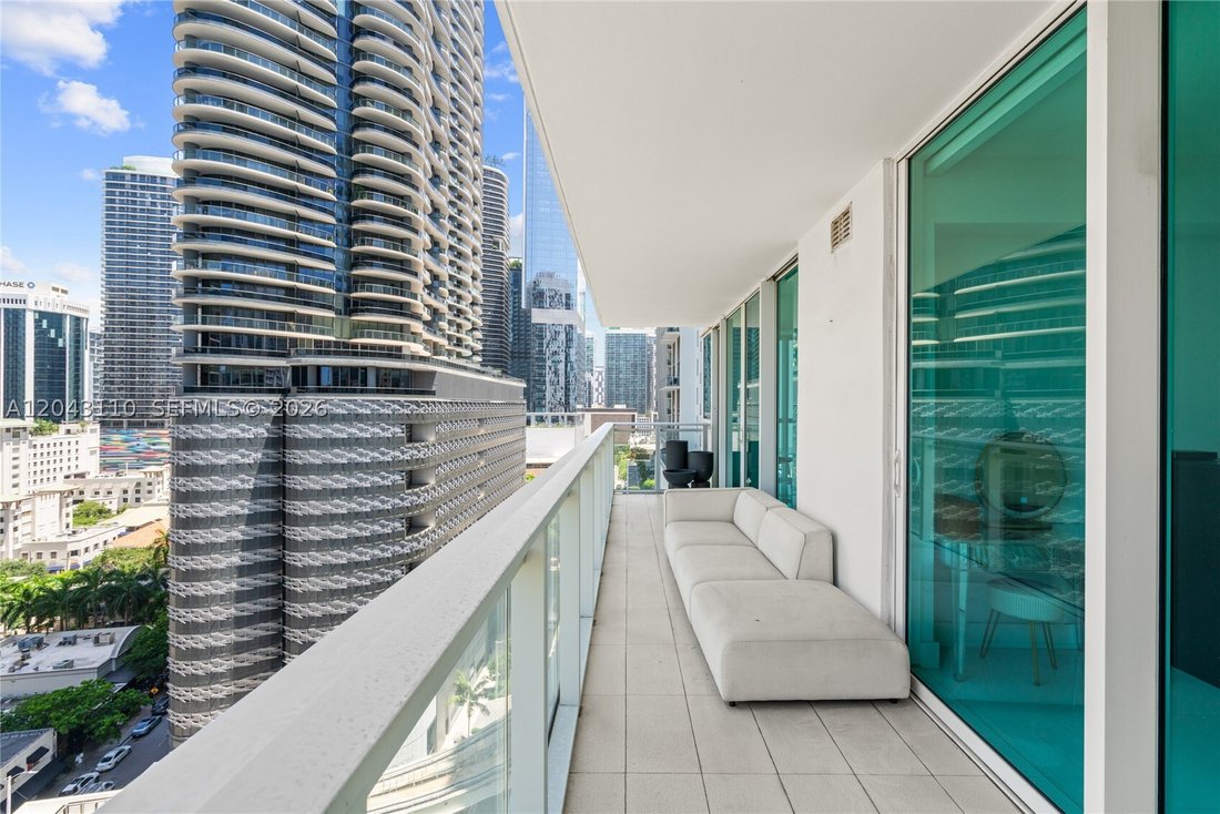 Condo in Miami, Florida, United States 3 - 18289421