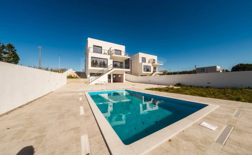 Villa in Nossa Senhora do Populo, Coto e Sao Gregorio, Leiria District, Portugal 1