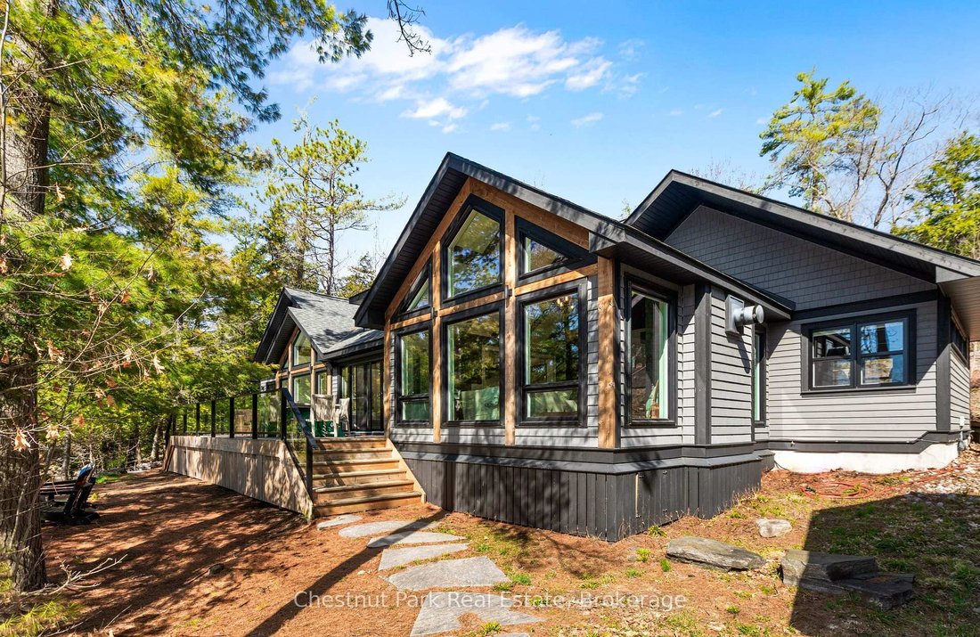 House in Bracebridge, Ontario, Canada 2 - 18400385