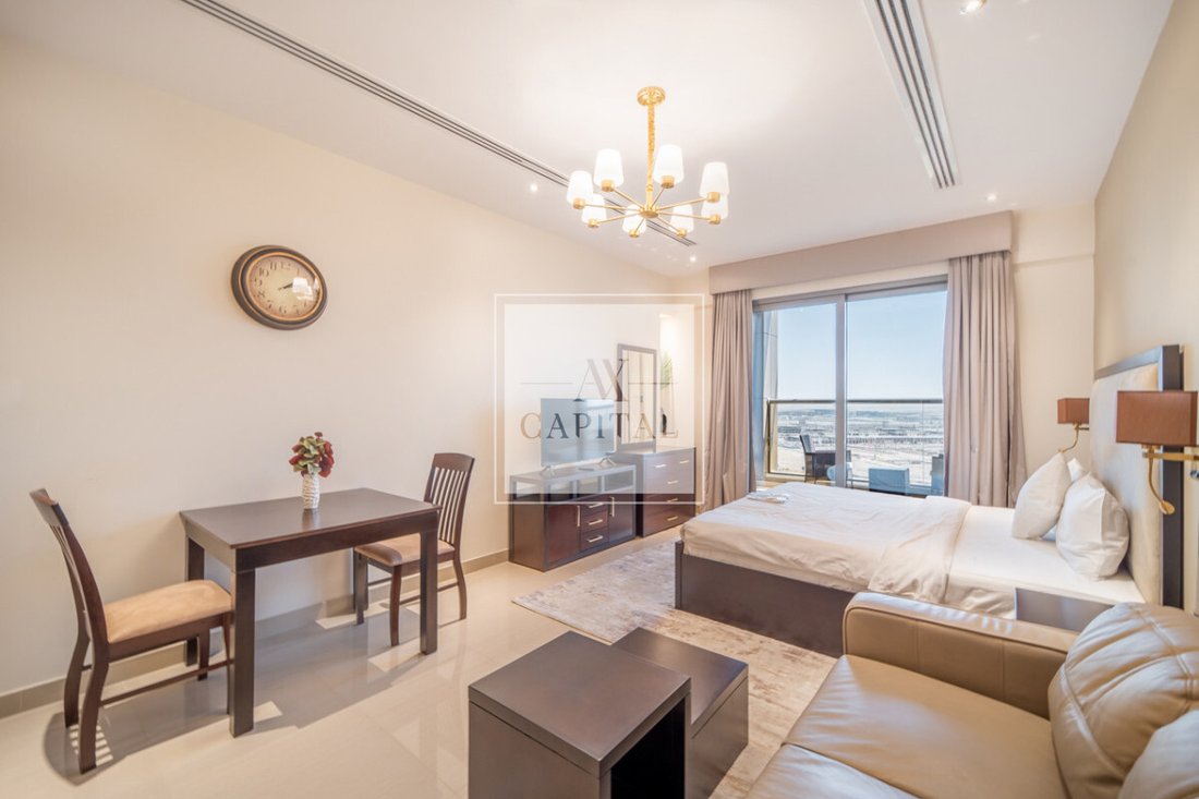 Apartment in United Arab Emirates 1 - 18400249