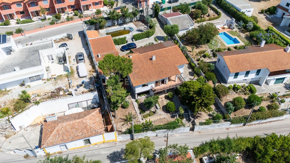 Villa in Sesimbra (Castelo), Setubal, Portugal 1 - 18400228