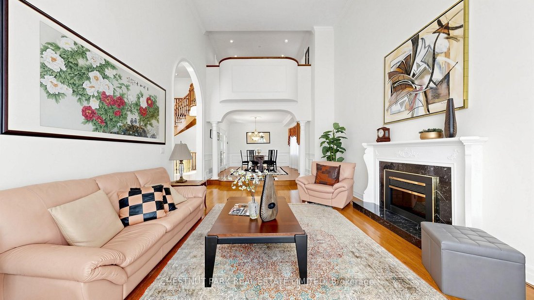 House in Toronto, Ontario, Canada 4 - 18400386