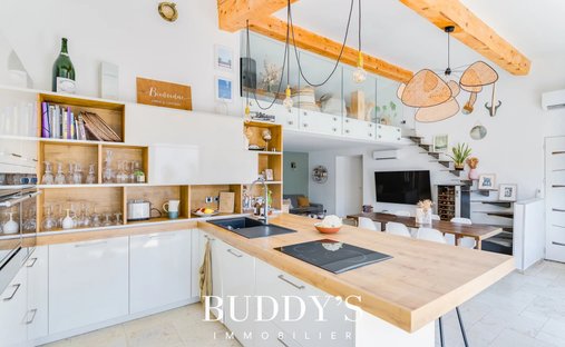 House in Saint Julien, Marseille, Provence-Alpes-Côte d'Azur 1