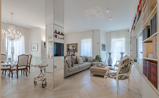 Apartment in Garibaldi - Porta Venezia, Milan, Lombardy 1